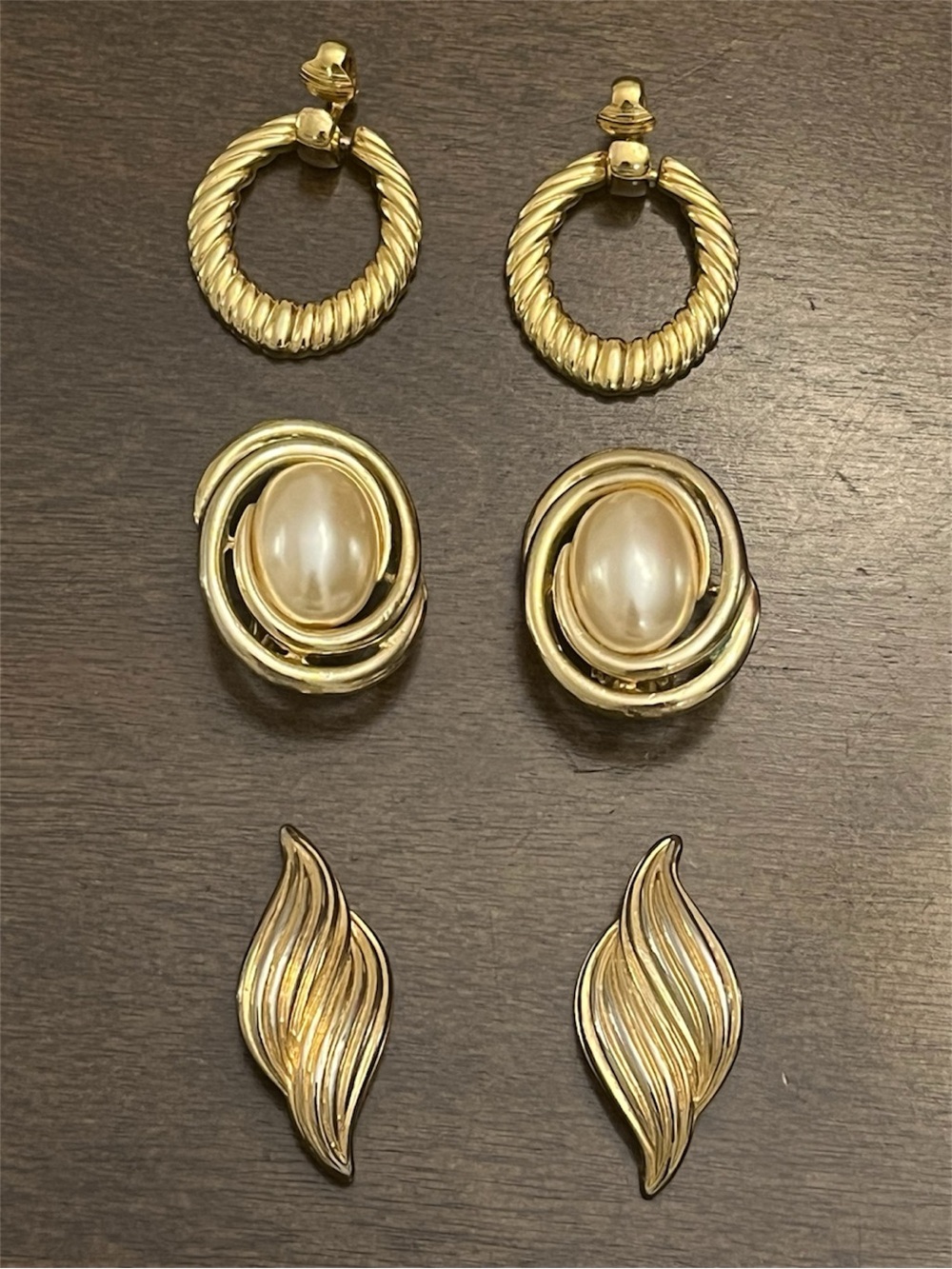 Gold-Tone Pearl Swirl Clip-On Earrings Set - Elegant Women's Jewelry